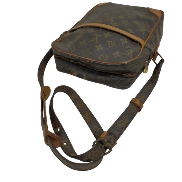 Vintage Louis Vuitton Monogram Danube MM Crossbody Bag - Picture 3 of 15